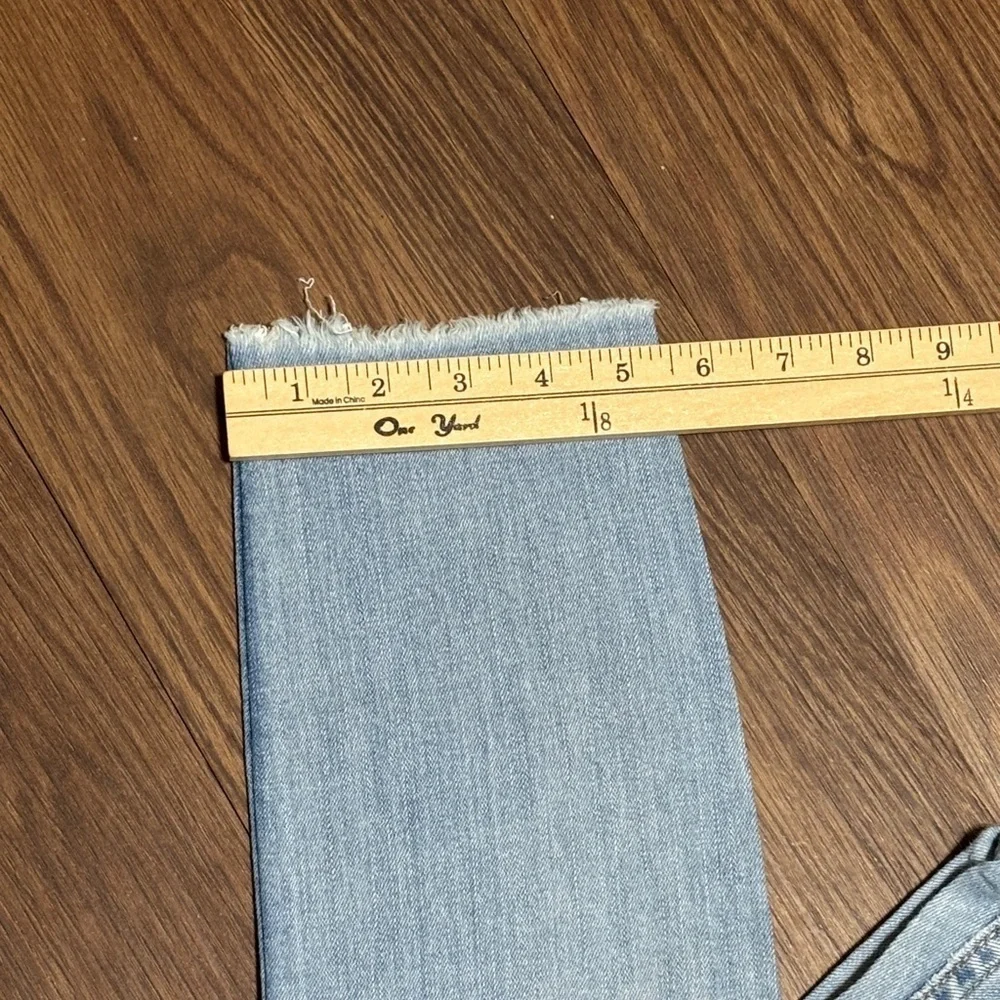Free People Raw Hem Distressed Skinny Jeans Light Wash Size 26